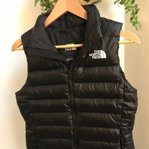 WOMEN'S Aconcagua Down Vest - Size Small